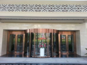 豪華旋轉(zhuǎn)門 兩翼旋轉(zhuǎn)與博斯邁自動(dòng)門的現(xiàn)代融合